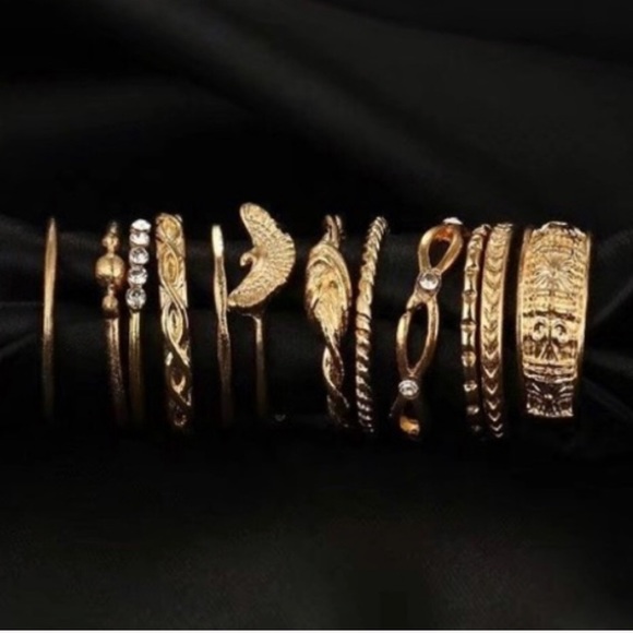 LAST ONE ❗️12 Piece Boho Ring Set✨ - Picture 4 of 4